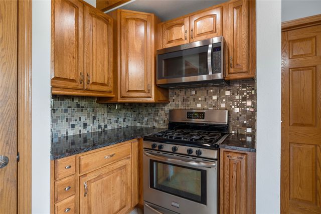 105 Moya Road, Santa Fe, NM 87508