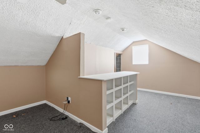 145 S 11th Avenue, Beech Grove, IN 46107
