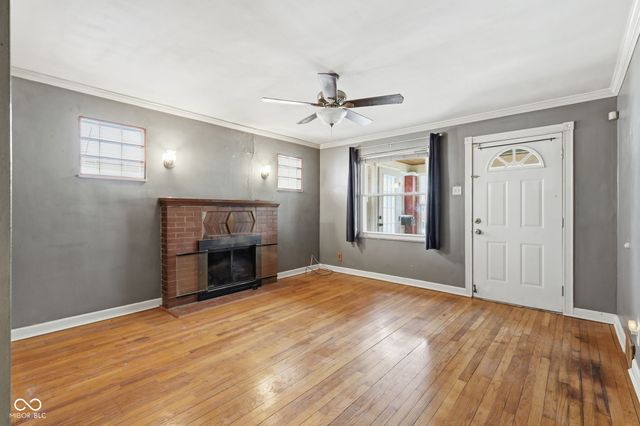 145 S 11th Avenue, Beech Grove, IN 46107