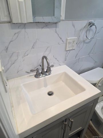 238 Lawrence Avenue 1, Lawrence, NY 11559