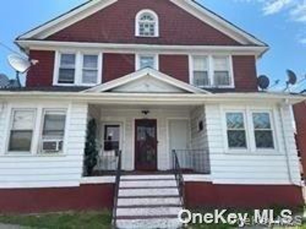 238 Lawrence Avenue 1, Lawrence, NY 11559