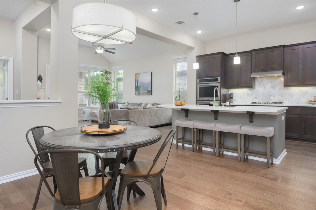 5612 Wild Foxglove RD, Spicewood, TX 78669