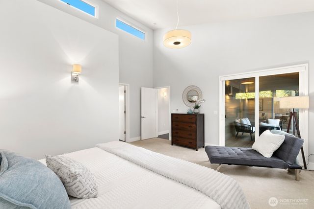 21955 SE 30th Place, Sammamish, WA 98075