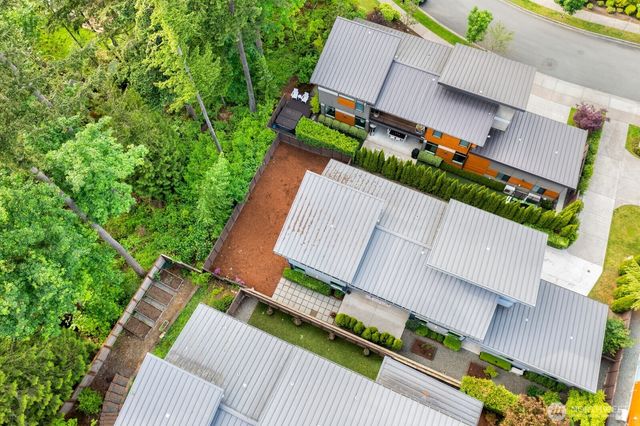 21955 SE 30th Place, Sammamish, WA 98075