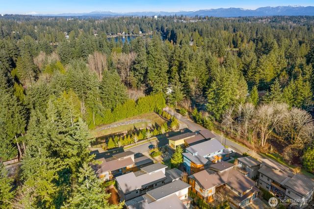 21955 SE 30th Place, Sammamish, WA 98075