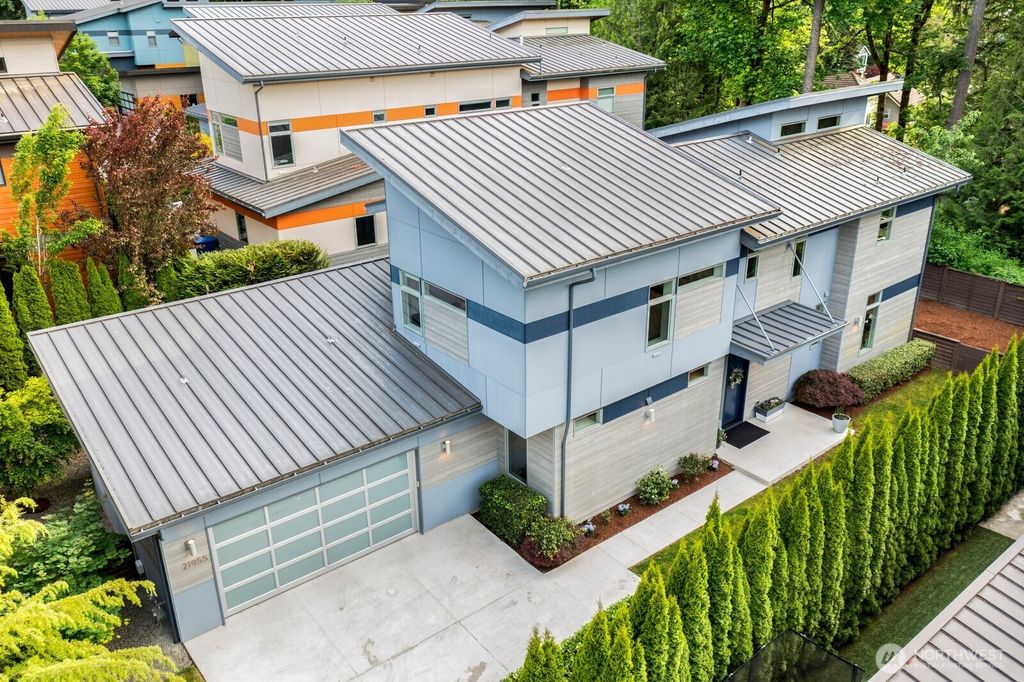 21955 SE 30th Place, Sammamish, WA 98075