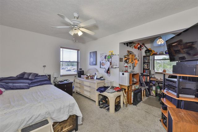 411 SW 12TH STREET, Ruskin, FL 33570