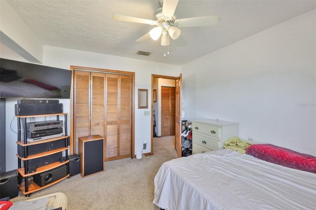 411 SW 12TH STREET, Ruskin, FL 33570