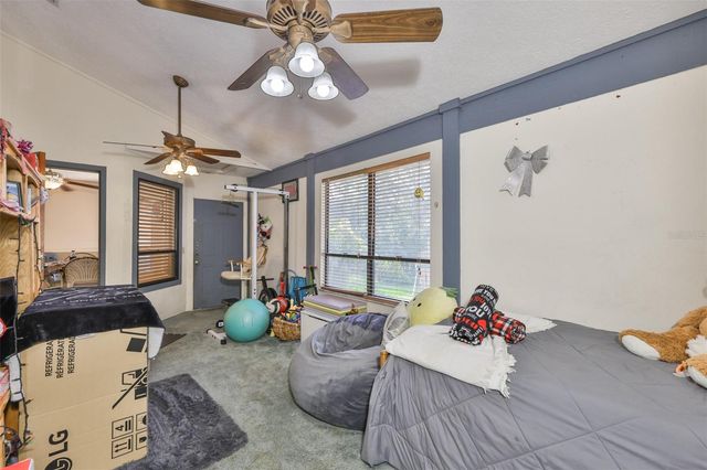 411 SW 12TH STREET, Ruskin, FL 33570