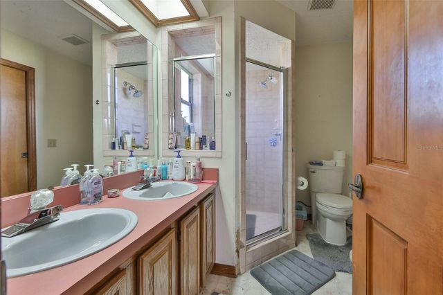 411 SW 12TH STREET, Ruskin, FL 33570