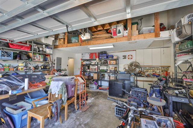 411 SW 12TH STREET, Ruskin, FL 33570