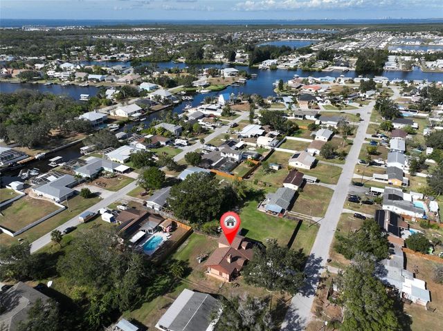 411 SW 12TH STREET, Ruskin, FL 33570