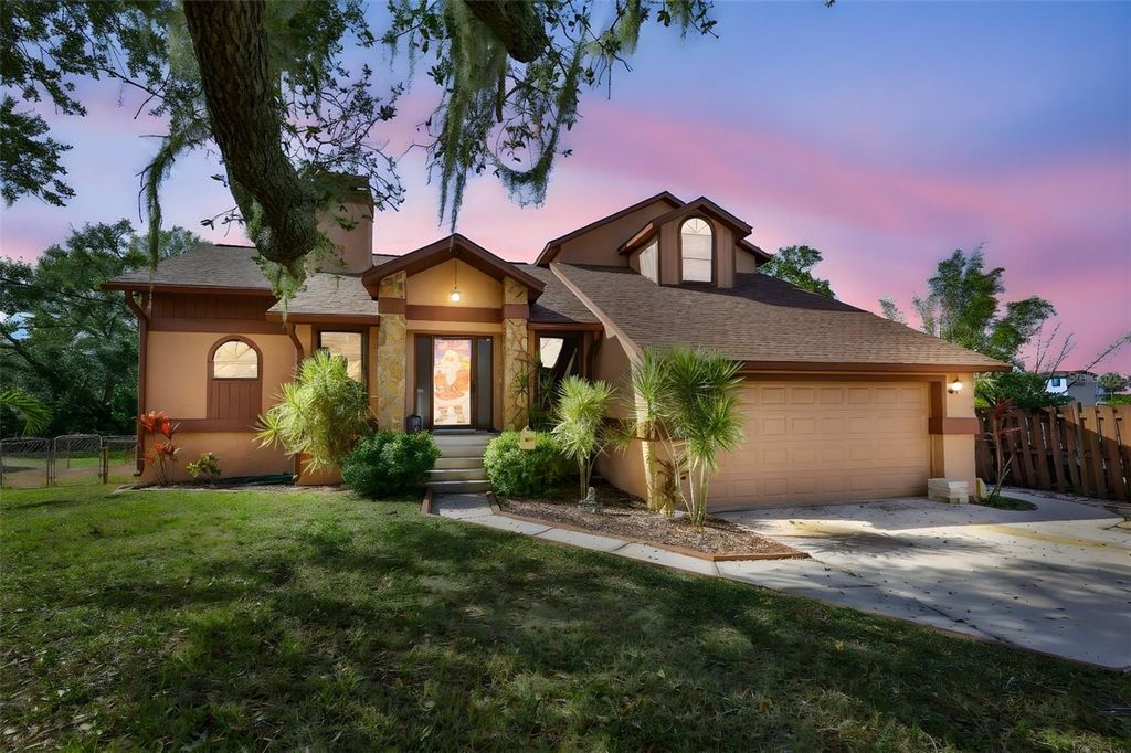 411 SW 12TH STREET, Ruskin, FL 33570