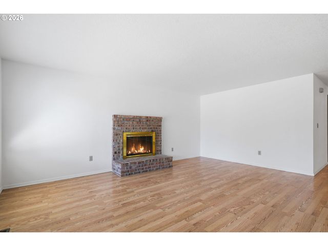 21635 Sw GARY Ln, Beaverton, OR 97003