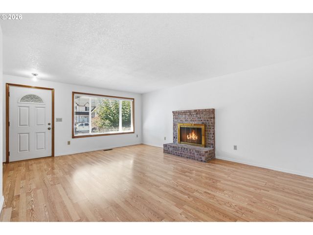 21635 Sw GARY Ln, Beaverton, OR 97003