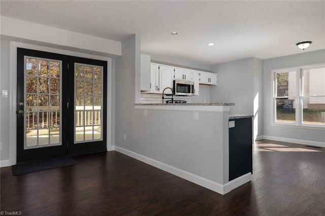 12 Knoll Brook Court, Greensboro, NC 27407