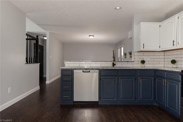 12 Knoll Brook Court, Greensboro, NC 27407