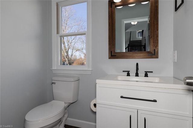 12 Knoll Brook Court, Greensboro, NC 27407