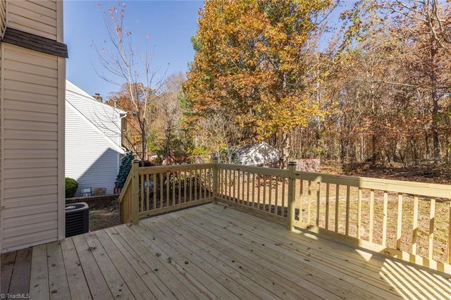 12 Knoll Brook Court, Greensboro, NC 27407