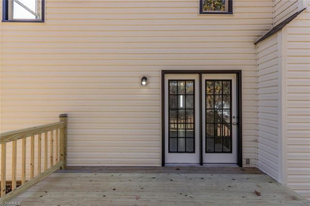 12 Knoll Brook Court, Greensboro, NC 27407