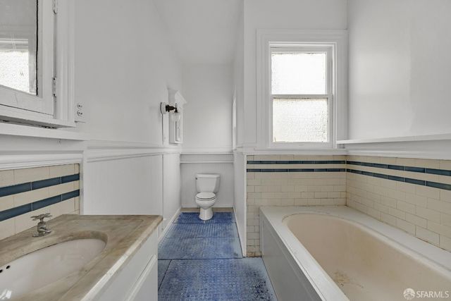 642 Clayton Street, San Francisco, CA 94117