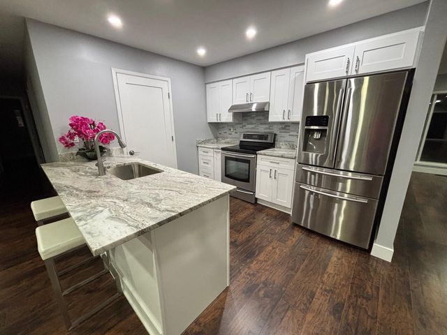 4655 Ashburton Place, City Of Macomb, MI 48310