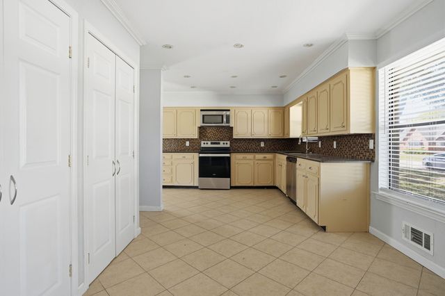 13460 Mill Grove Lane, Dallas, TX 75240