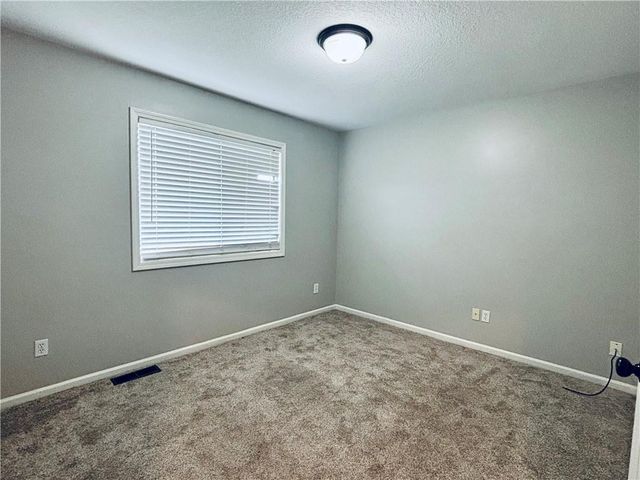 709 N ROCKWELL Avenue, Independence, MO 64056