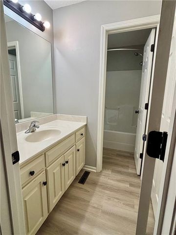 709 N ROCKWELL Avenue, Independence, MO 64056