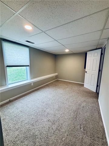 709 N ROCKWELL Avenue, Independence, MO 64056
