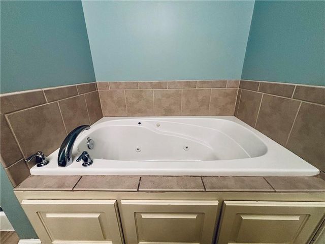 709 N ROCKWELL Avenue, Independence, MO 64056