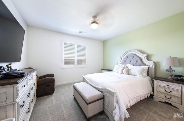 14940 Pams Way, Bakersfield, CA 93314
