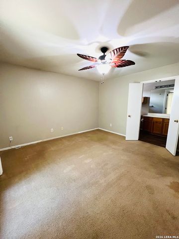 5846 LARKMEADOW DR, San Antonio, TX 78233