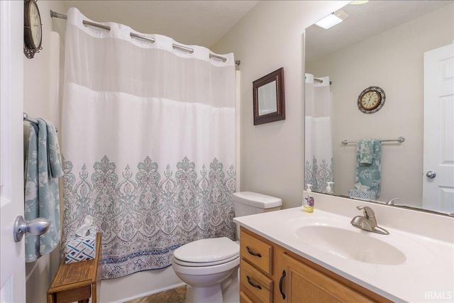 3636 Tempsford Drive, Evansville, IN 47725