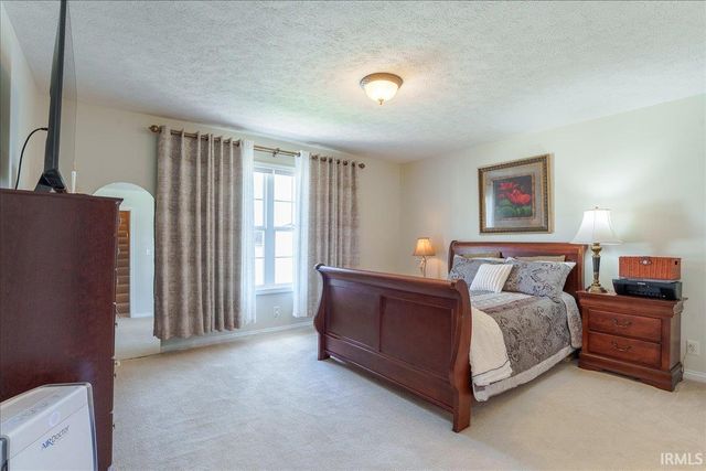 3636 Tempsford Drive, Evansville, IN 47725