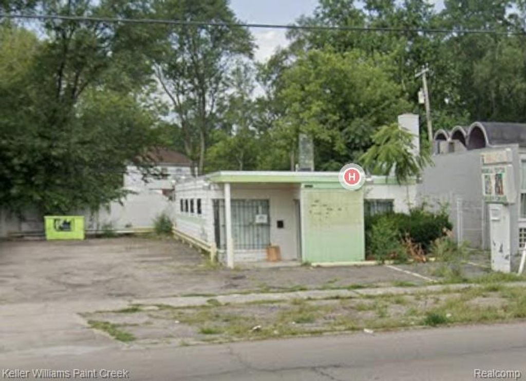18041 Greenfield Road, Detroit, MI 48235