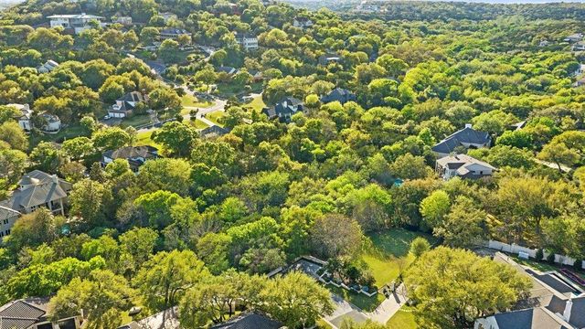 4614 Anikawi DR, Austin, TX 78746