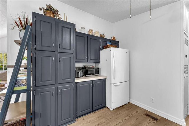 3304 Shasta Dam Boulevard, SPC 133, Shasta Lake, CA 96019