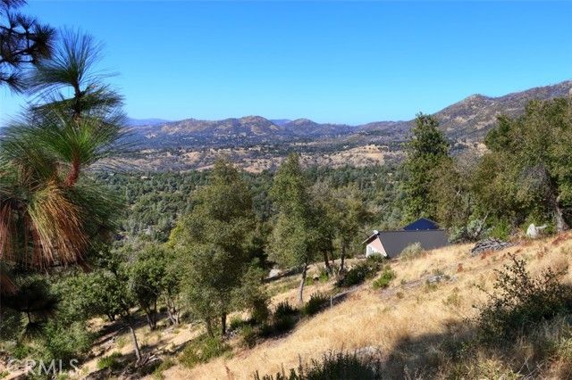 5635 Clouds, Mariposa, CA 95338