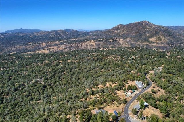 5635 Clouds, Mariposa, CA 95338