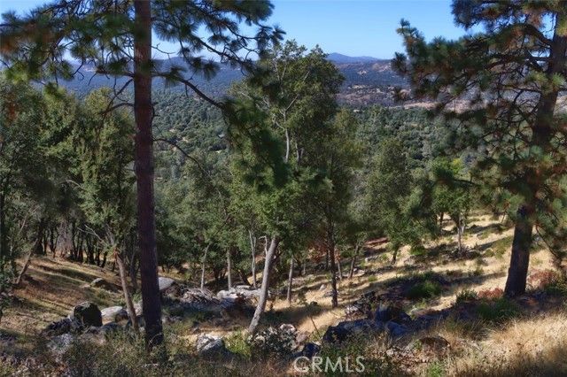 5635 Clouds, Mariposa, CA 95338