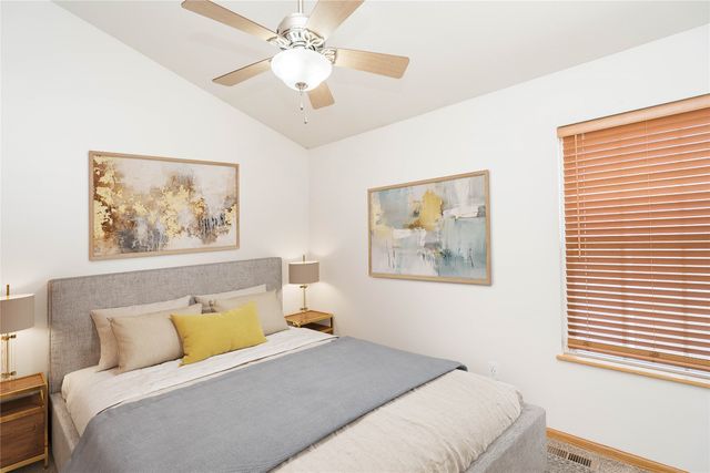 15229 Alpine Drive, Urbandale, IA 50323