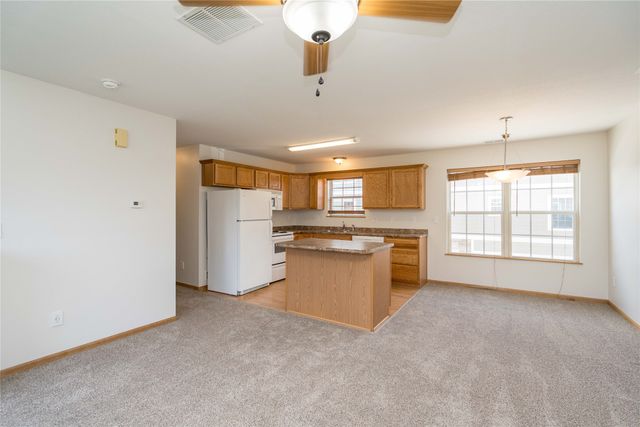 15229 Alpine Drive, Urbandale, IA 50323