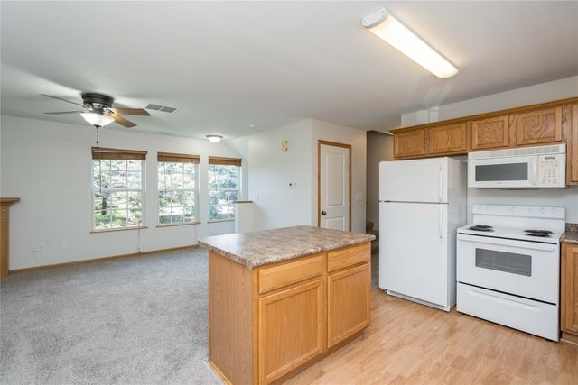 15229 Alpine Drive, Urbandale, IA 50323
