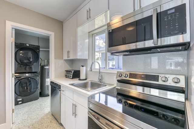 2025 NE 26th Street 1-3, Wilton Manors, FL 33305