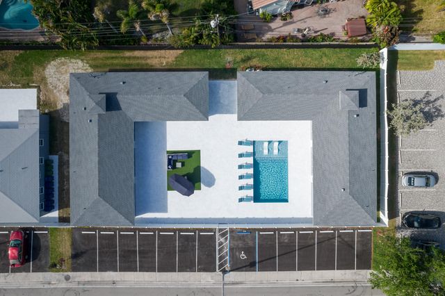 2025 NE 26th Street 1-3, Wilton Manors, FL 33305