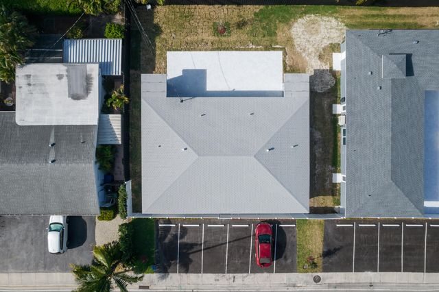 2025 NE 26th Street 1-3, Wilton Manors, FL 33305