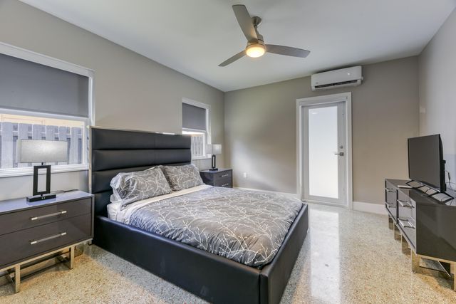 2025 NE 26th Street 1-3, Wilton Manors, FL 33305