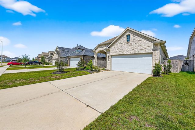 31130 Cardrona Peak Place, Hockley, TX 77447