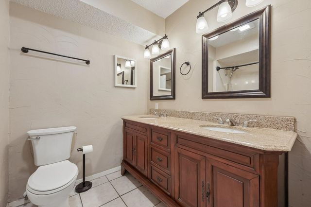 2604 Winding Creek Drive, Carrollton, TX 75007
